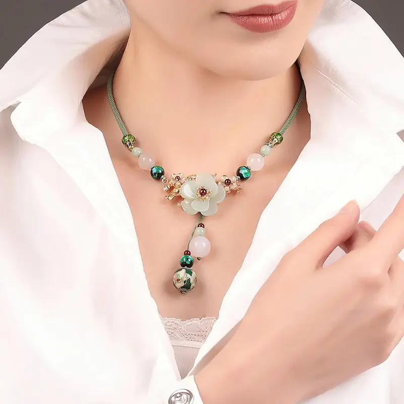 Luxury Jewelry, Antique Ethnic Style Pendant Necklace, Retro Collarbone Chain for Women, Fashion Women's Necklace