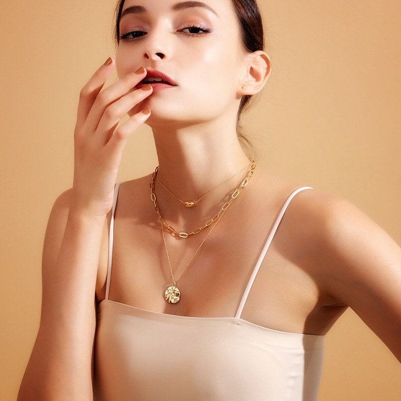 Luxury Jewelry, European and American Style Pendant Necklace for Women, Simple Collarbone Chain, Fashion Women's Necklace