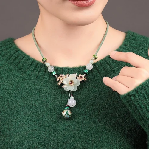 4-O1CN011vWwYLWR3A7iHWr_!!141496181 Luxury Jewelry, Antique Ethnic Style Pendant Necklace, Retro Collarbone Chain for Women, Fashion Women's Necklace