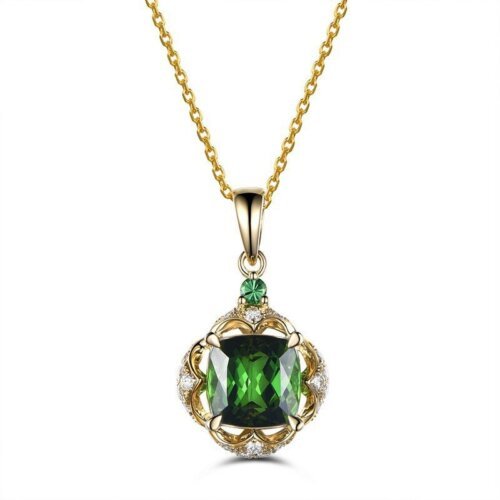 Ladies Fashion Square Zircon Necklace (1 Pendant+1 Chain), Crystal Necklace, Gold-plated Necklace Pendant
