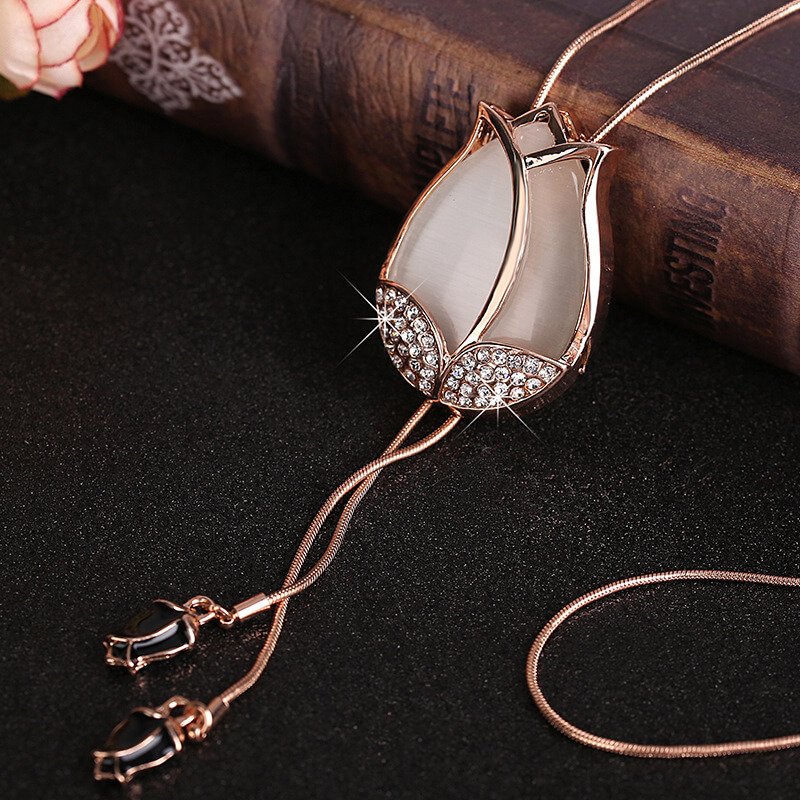 Women's Long Tulip Sweater Chain, Korean Version Cat's Eye Stone Long Necklace for Women, Fashion Women's Necklace
