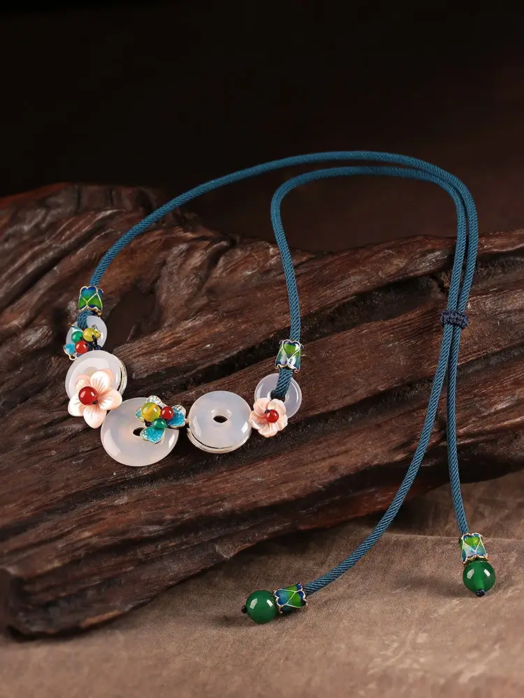 Luxury Jewelry, Antique Ethnic Style Pendant Necklace, Retro Collarbone Chain for Women, Fashion Women's Necklace