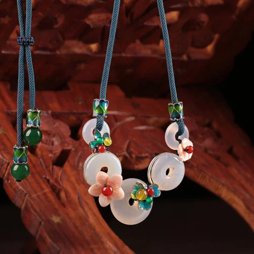 Luxury Jewelry, Antique Ethnic Style Pendant Necklace, Retro Collarbone Chain for Women, Fashion Women's Necklace