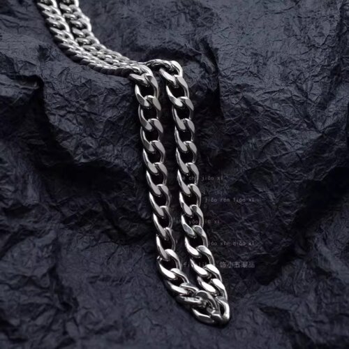 Cool and Fashionable Men's Necklace, Women's Necklace, Non Fading Titanium Steel Necklace, Men's Trendy Hip-hop Collarbone Chain, Sweater Chain, Luxury Jewelry