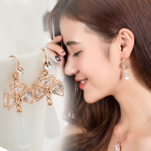 Fashion Women's Earrings,S925 Silver Earrings, Pearl Earrings, Crystal Earrings for Girls, Ear Studs for Women and Ladies