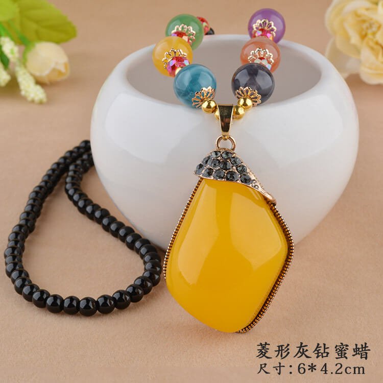 Fashion women's necklace,Ethnic Style Goldfish Drop Sweater Chain, Long Money Chain Imitation Beeswax Pendant, Clothes Ornaments, Pendants