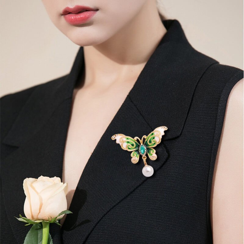 Luxury Jewelry, Korean Version Pearl Butterfly Brooch, Fashionable Diamond Studded Brooch