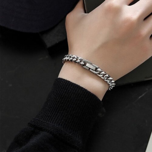 Luxury Men's Bracelet, Women's Bracelet, Non Fading Titanium Steel Bracelet for Men and Women, Fashion Jewelry