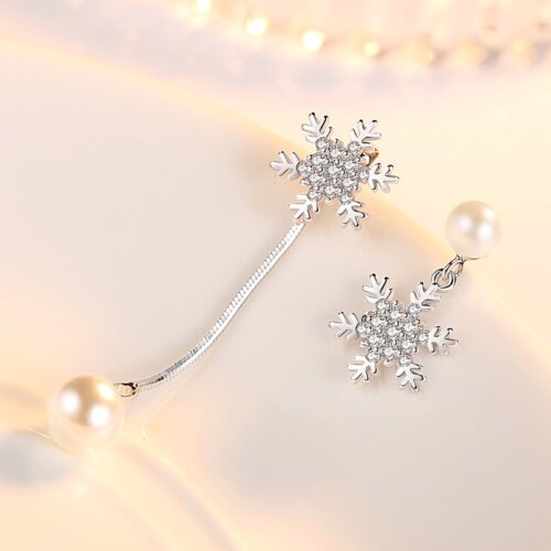 New Korean Imitation Pearl Snowflake Earrings, Women's Fashion Silver Plated Earrings