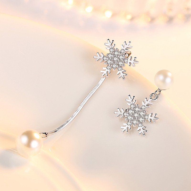 New Korean Imitation Pearl Snowflake Earrings, Women's Fashion Silver Plated Earrings