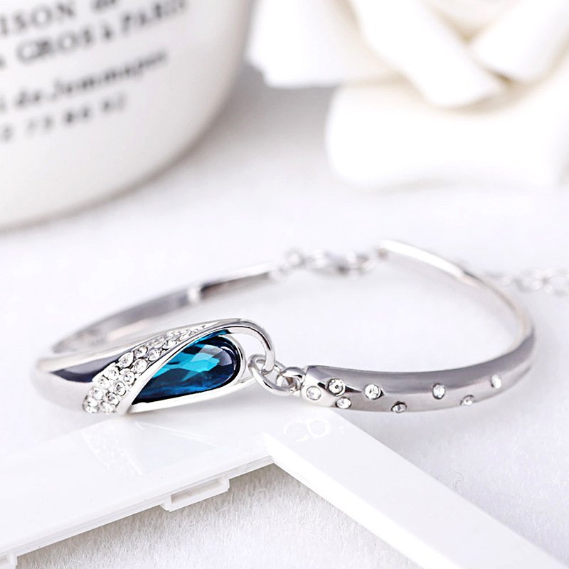 主图_3 Fashion Women’s Bracelet, Silver Plated Imitation Diamond Bracelet
