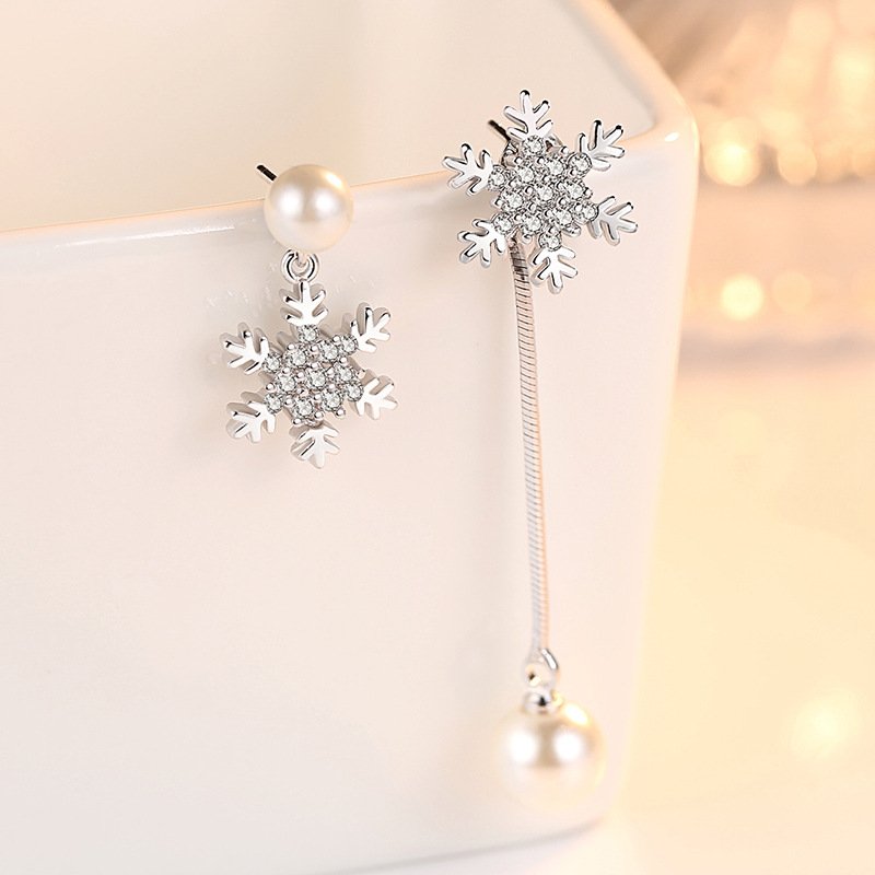 New Korean Imitation Pearl Snowflake Earrings, Women's Fashion Silver Plated Earrings